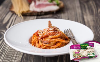 Bucatini con funghi e guanciale