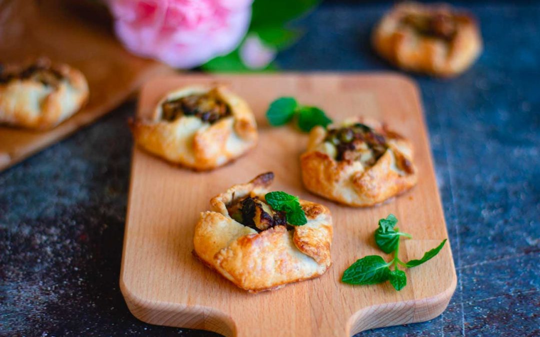 Ricetta Mini sfoglie ai funghi e formaggio